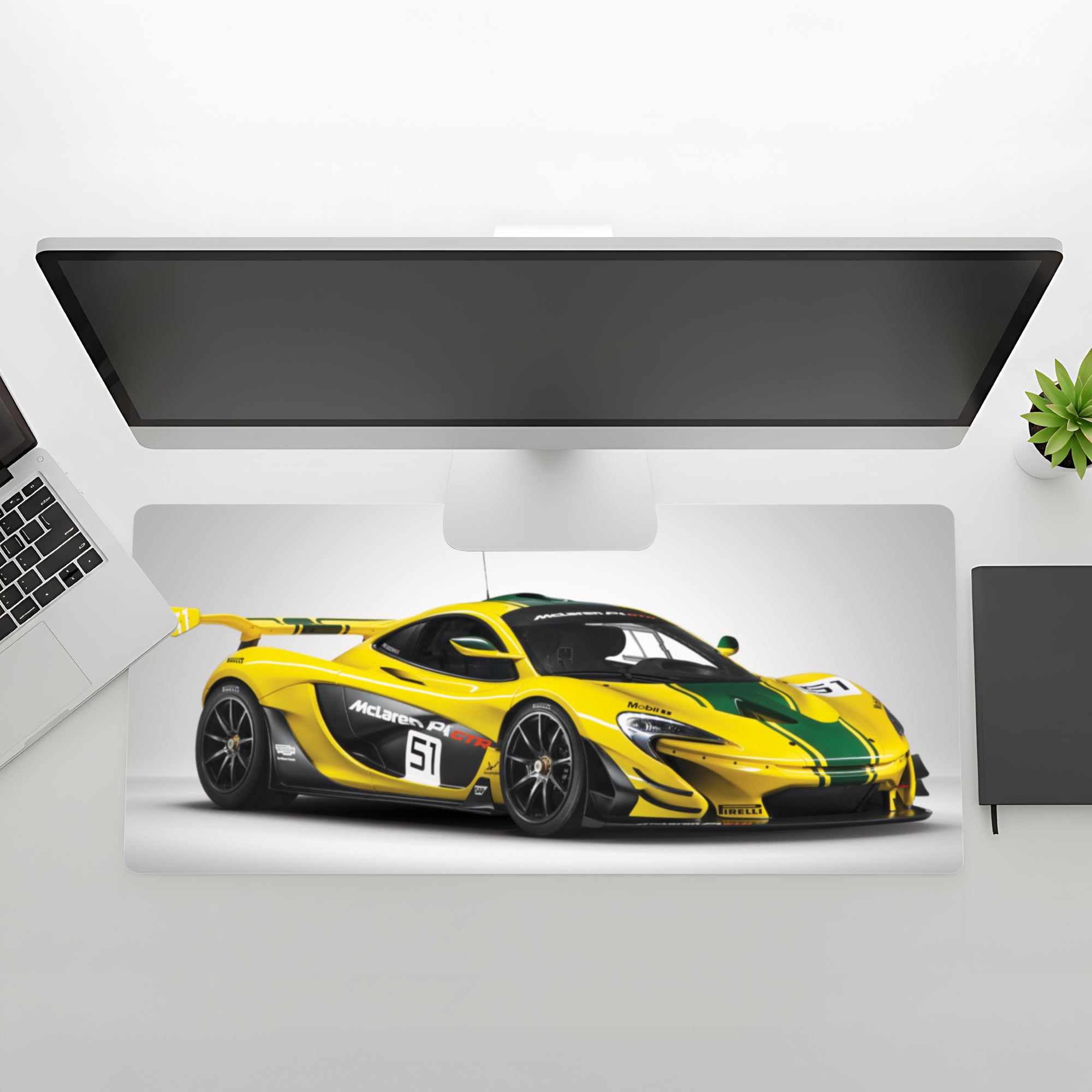McLaren P1 GTR Mousepad